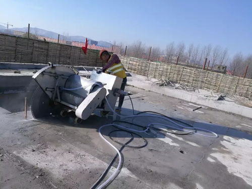 自貢市混凝土切割專業(yè)公司 液壓繩鋸機(jī)的應(yīng)用與優(yōu)勢(shì)